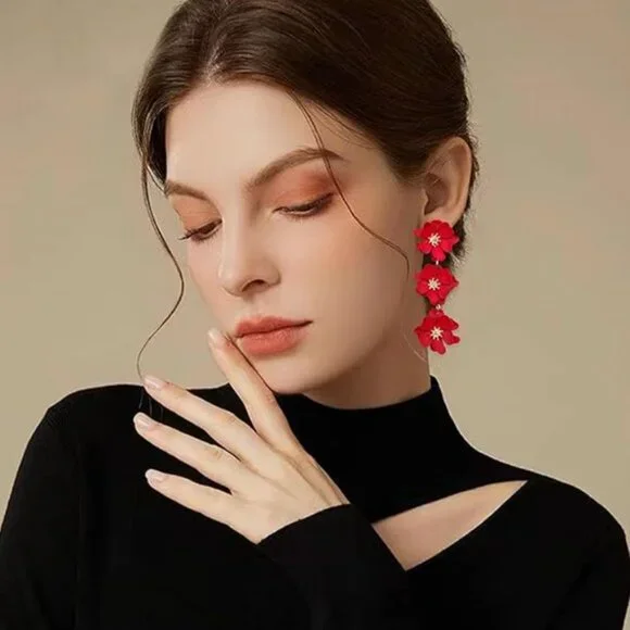 Boho Flower Dangle Earring - Picture 13 of 16